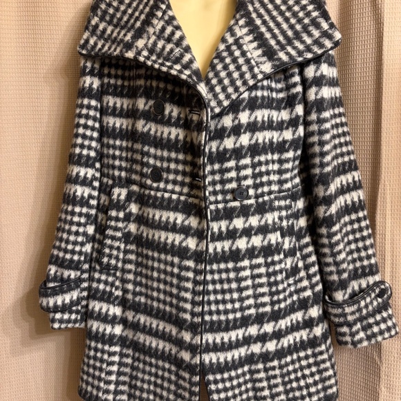 Share Similar items Sponsored See all Steve Madden Women's XS Leather Coat Jac - Picture 3 of 12